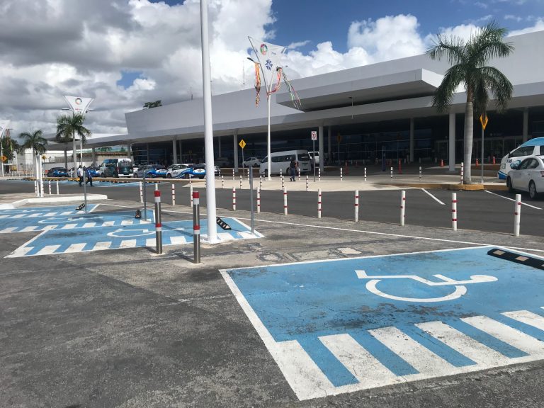 Mérida Airport